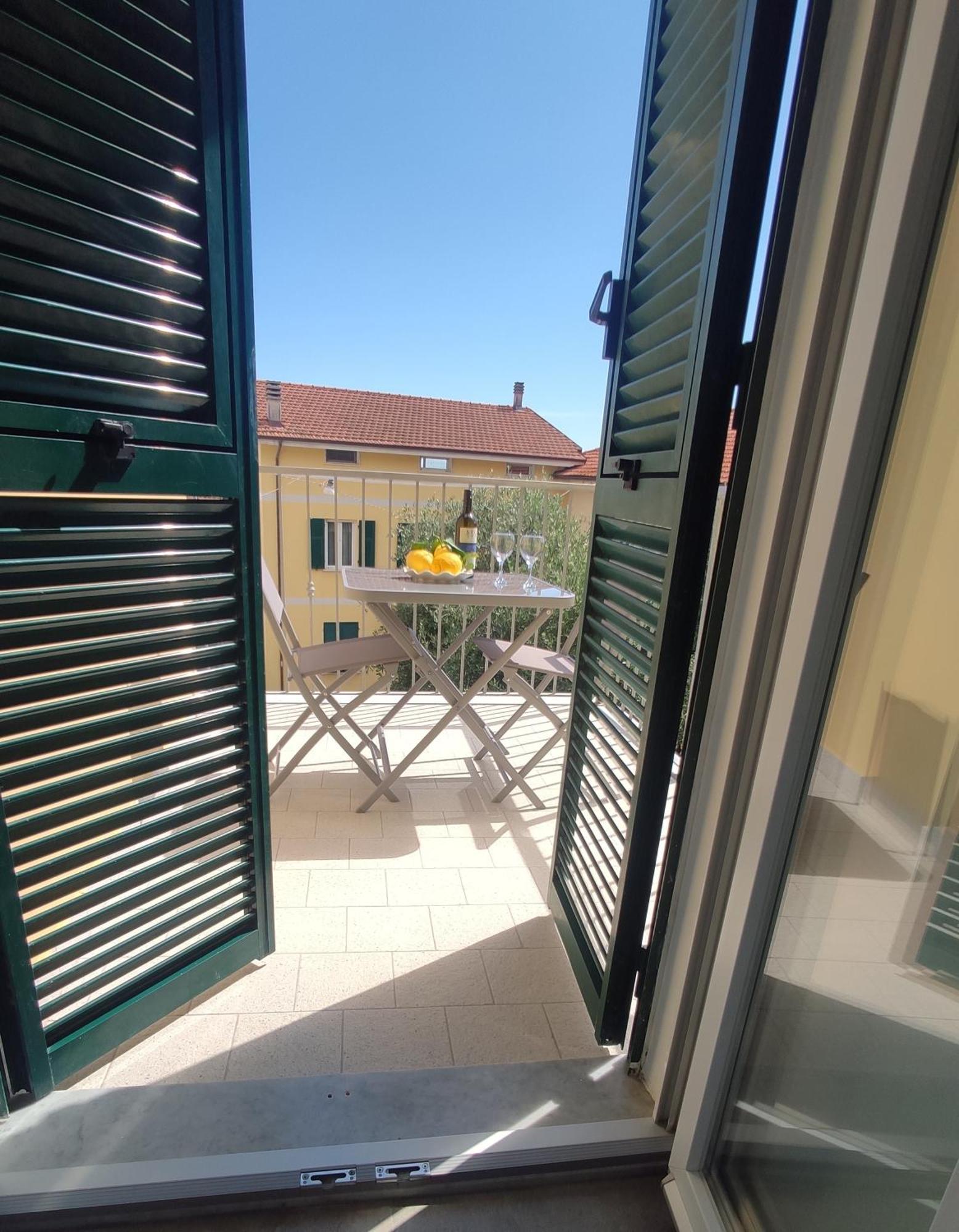 Casa Enzo Hotel La Spezia Buitenkant foto